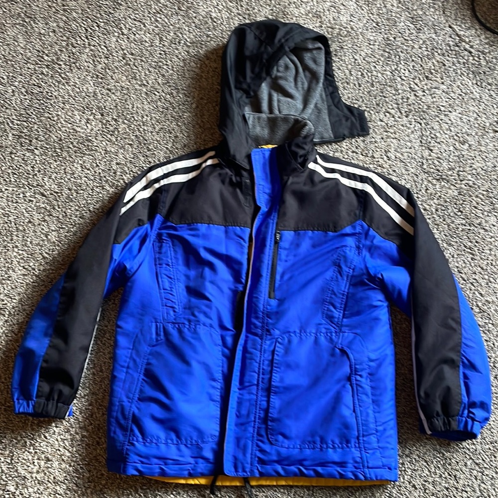Boys winter coat size 18/20. Arizona brand